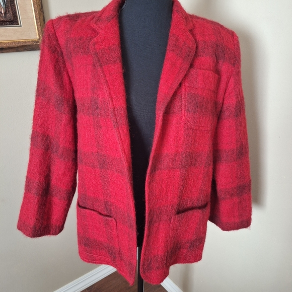 EUC Vintage union tag 85% mohair & wool red plaid blazer - Picture 8 of 13